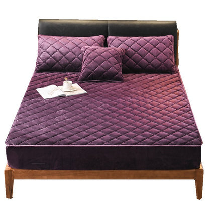 Luxury Crystal Fleece Padded Bed Cover for Ultimate Comfort